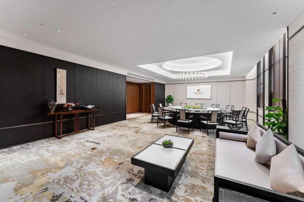 New Century Grand Hotel Ninghai Jinhai Bagian luar foto